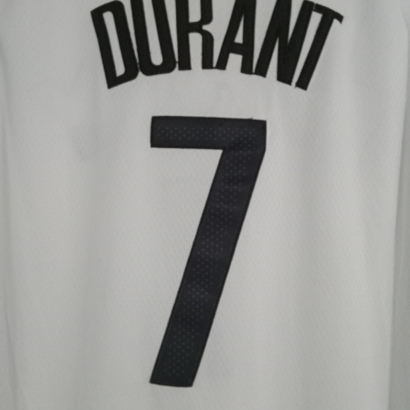 Biggie Edition Brooklyn Nets Jersey..size 54. - Picture 5 of 6